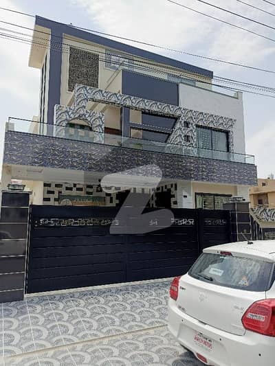 Central Park 10 Marla Ultra Modern Design House Available For Sale Prime Location Near Tooo Market And Park Solid Construction All Facilities Available Here. . .