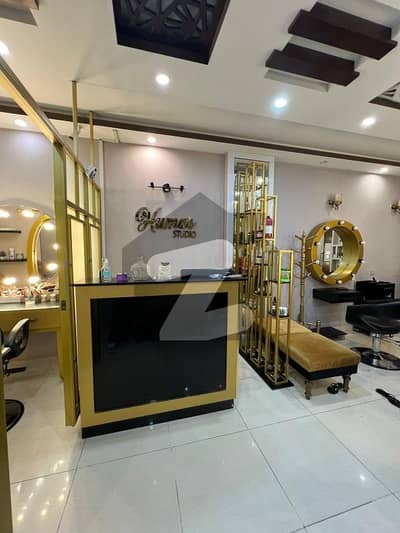 running salon available for rent dha phase 6 bukhari commercial vip furnished saloon