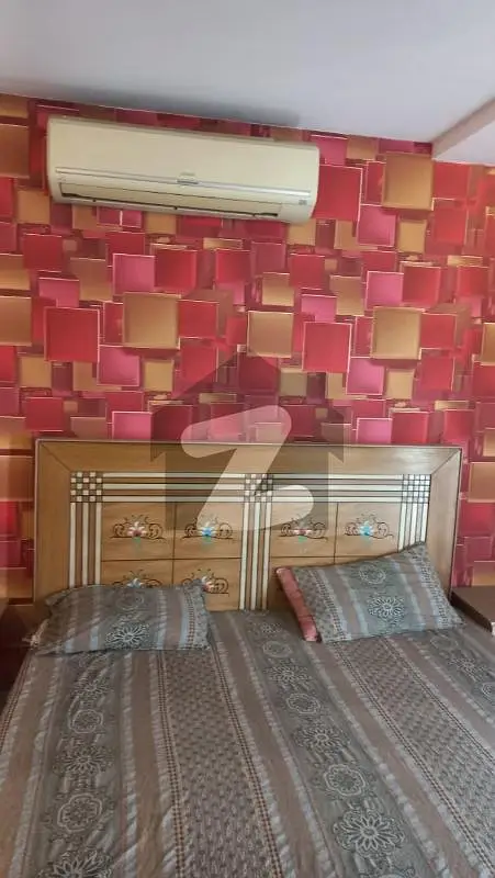 1 BED LUXURY FURNISHED EXCELLENT GOOD FLAT FOR RENT IN BAHRIA TOWN LAHORE