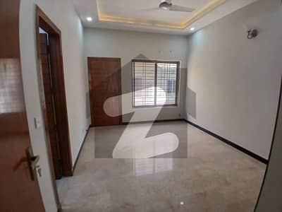 Spacious 7 Marla Ground Portion available for rent in G15