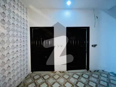 3.5 Marla Brand New Flat Sale in Samanabad Lahore