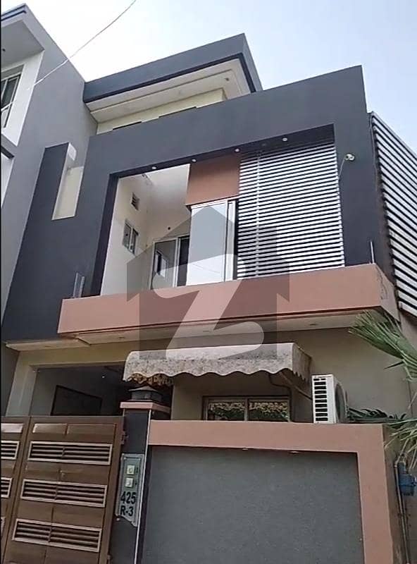 Exquisite 5 Marla Corner Luxury House for Sale in R3 Johar Town: Your Dream Home Awaits