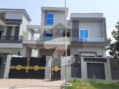 Gorgeous Prime Location 10 Marla House For Sale Available In Citi Housing Scheme