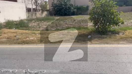 5 Marla Residential Plot Available for Sale In DHA Phase 8 Z 4