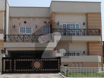 Centrally Located On Excellent Location House For sale In Bahria Town Phase 7 Available