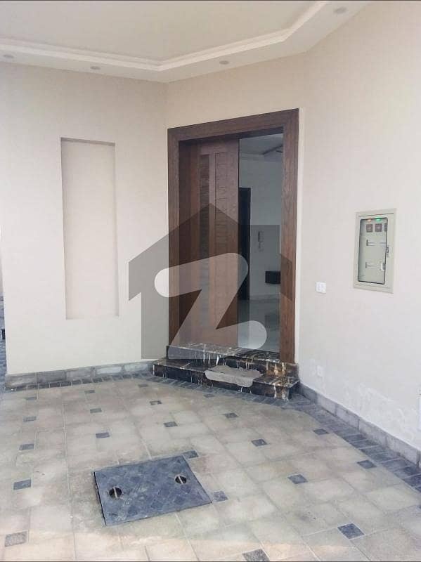 5 Marla Beautiful House For Rent In DHA 9 Town / Reasonable Rent