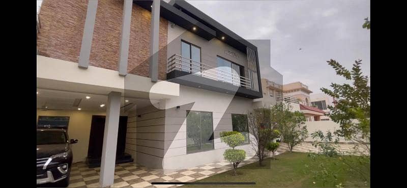 این ایف سی 1 لاہور میں 7 کمروں کا 2 کنال مکان 11.0 کروڑ میں برائے فروخت۔