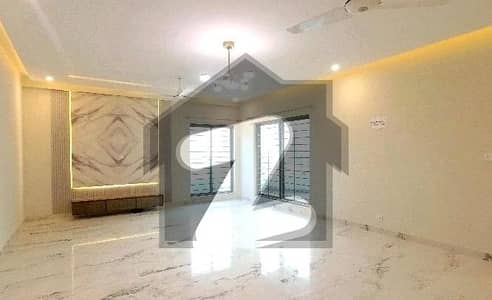 10 Marla Flat Situated In Askari 11 - Sector D For sale
