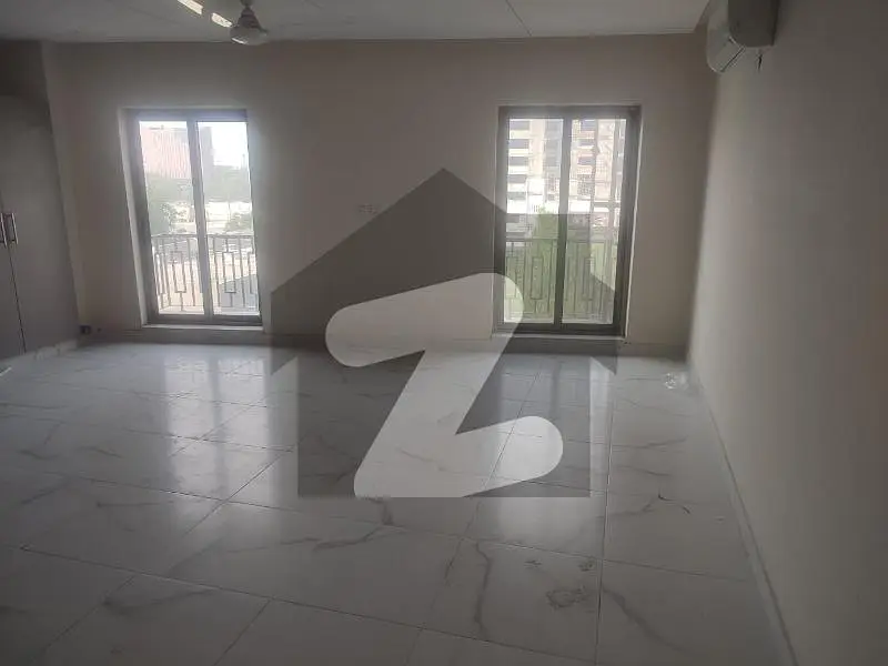 650 Sqft Unfurnished Apartment Available for Rent in Gulberg
