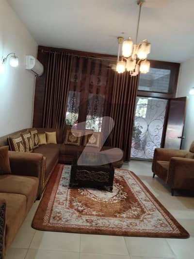 1 Kanal Well Maintained House For Sale In DHA Phase 1 Lahore