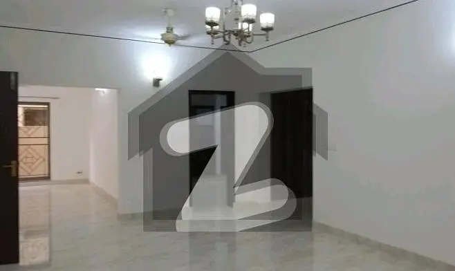 Unoccupied House Of 17 Marla Is Available For rent In Askari