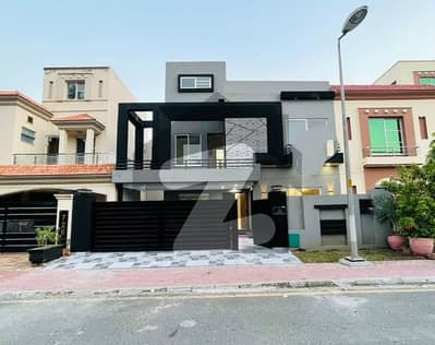 - 10 Marla House For Sale In Alamgir Block