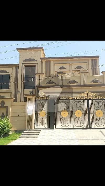 Kanal Category House Available For Sale