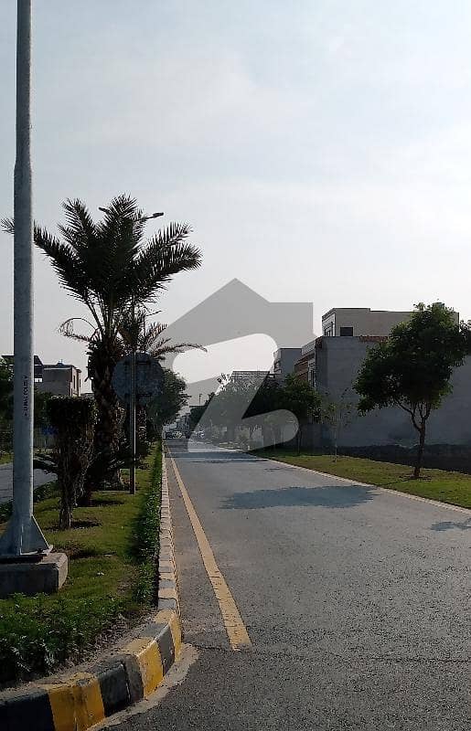 پارک ویو سٹی - ٹولپ اوورسیز پارک ویو سٹی,لاہور میں 5 مرلہ رہائشی پلاٹ 55.0 لاکھ میں برائے فروخت۔