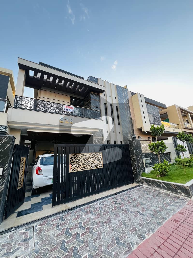 Designer House For Sale In Bahria Town Phase 6.