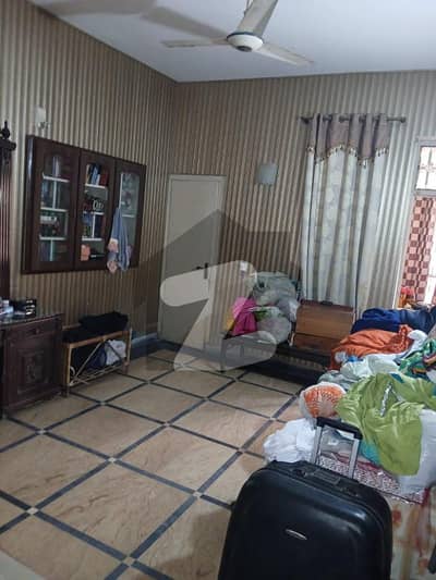 ٹاؤن شپ ۔ سیکٹر اے1 ٹاؤن شپ,لاہور میں 5 کمروں کا 16 مرلہ مکان 1.6 لاکھ میں کرایہ پر دستیاب ہے۔