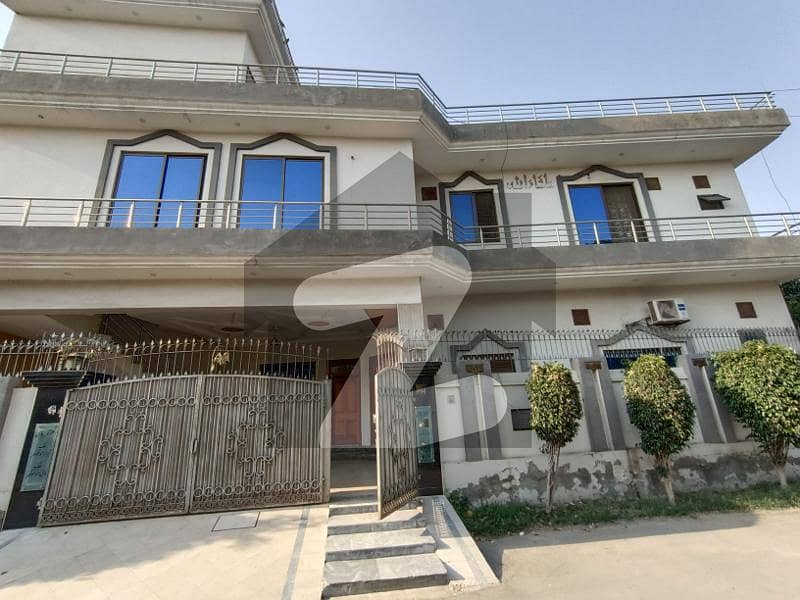 10 Marla Used House LDA Approved Gated Area Super Hot Location Near Park Market And Main Boulevard A++ Construction In Revenue Housing Society 10 Marla Used House LDA Approved Gated Area Super Hot Location Near Park Market And Main Boulevard A++ Construction In Revenue Housing Society