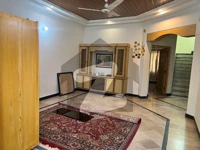 Prime Location 7 Marla Upper Portion For rent Is Available In Hayatabad Phase 1