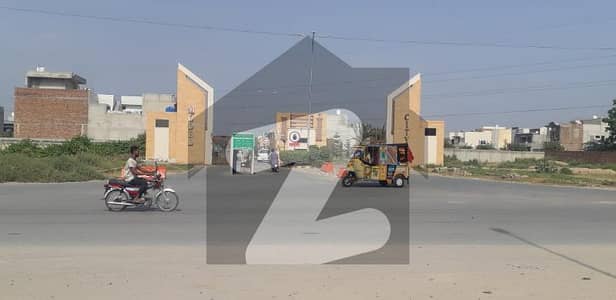 ماڈل سٹی ون کینال روڈ,فیصل آباد میں 7 مرلہ رہائشی پلاٹ 82.25 لاکھ میں برائے فروخت۔