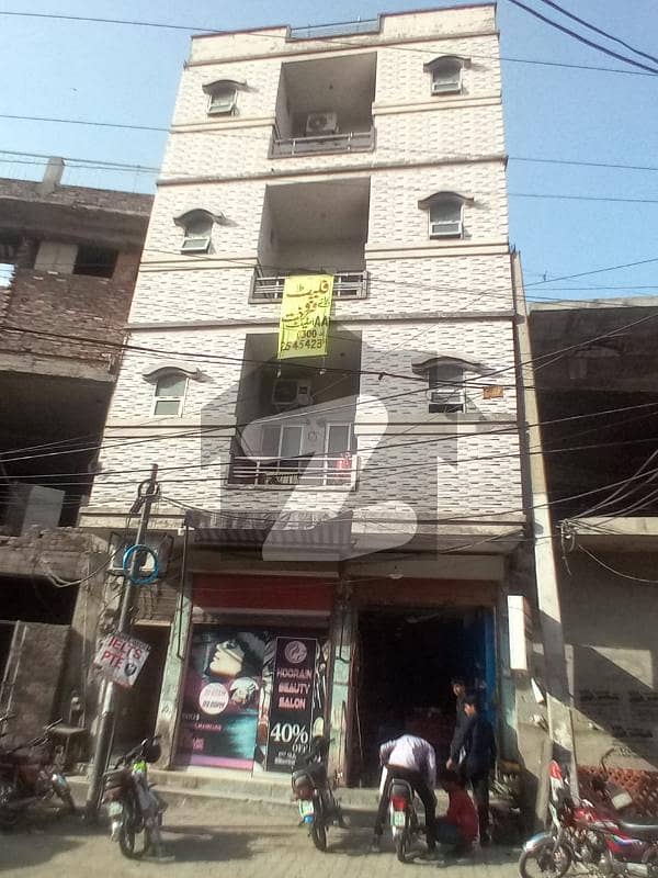 اولڈ مسلم ٹاؤن لاہور میں 6 کمروں کا 3 مرلہ فلیٹ 1.8 کروڑ میں برائے فروخت۔