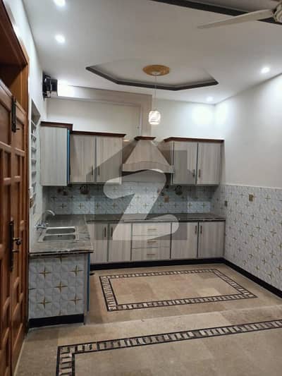 غوری ٹاؤن فیز 4 اے غوری ٹاؤن,اسلام آباد میں 4 کمروں کا 5 مرلہ مکان 1.72 کروڑ میں برائے فروخت۔