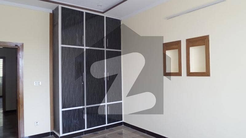 Ideally Located Upper Portion For rent In D-12 Available