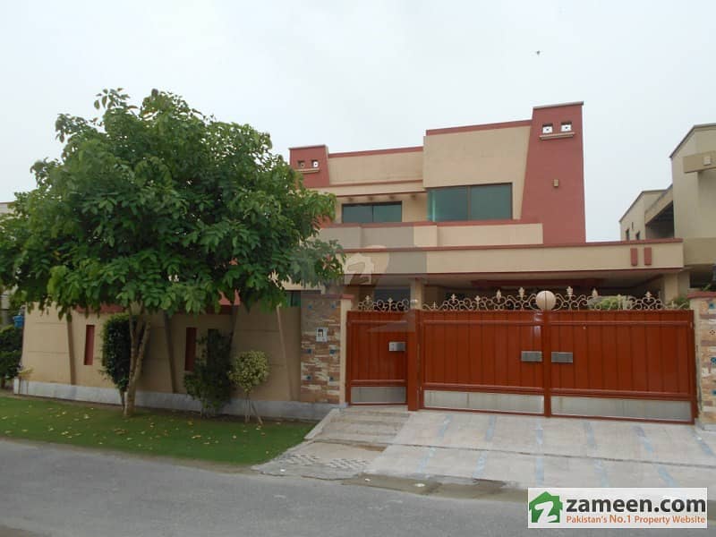 1 Kanal Corner House For Sale In Punjab Co Operative Near To DHA
