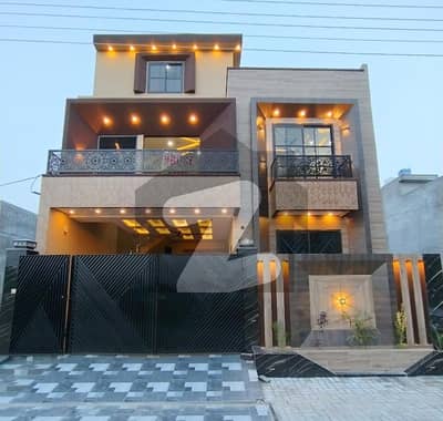 الرحمان گارڈن فیز 2 الرحمان گارڈن,لاہور میں 5 کمروں کا 7 مرلہ مکان 2.59 کروڑ میں برائے فروخت۔