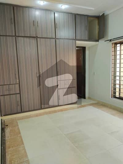For Rent 10 Marla House In Bahria Town Phase 3