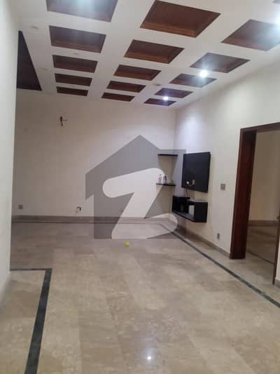 10 Marla Portion For Rent In Paragon City Lahore