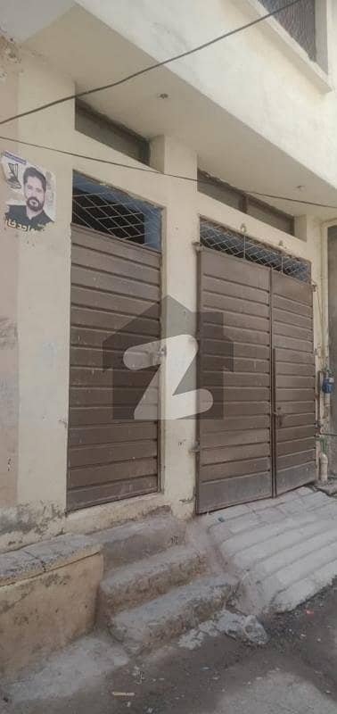 گلبرگ پشاور میں 4 کمروں کا 2 مرلہ مکان 30.0 ہزار میں کرایہ پر دستیاب ہے۔