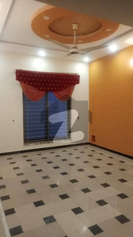 14 MARLA UPPER PORTION FOR RENT IN G-13 14 MARLA UPPER PORTION FOR RENT IN G-13