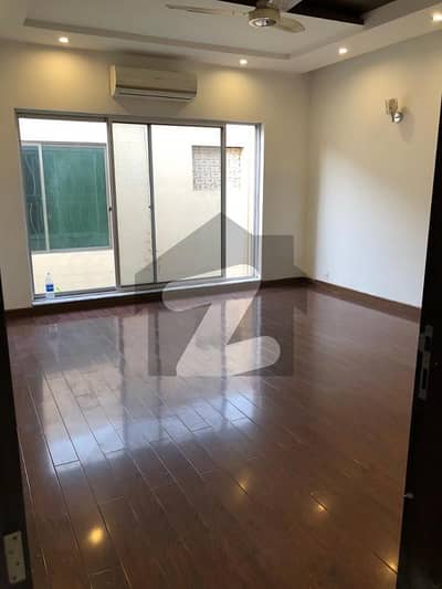 1.5 Kanal Upper Portion With 3 Bedrooms For Rent In DHA Phase 5 Separate Entrance