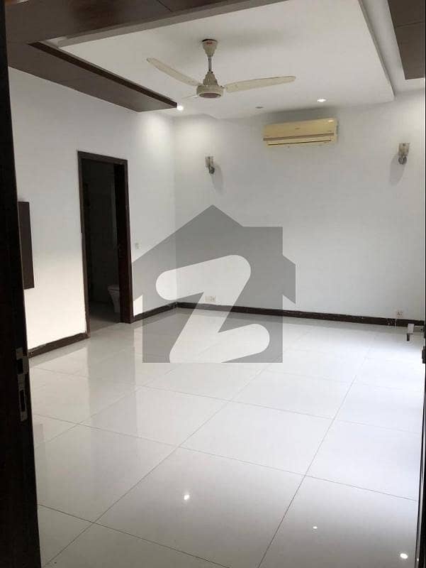 DHA Kanal Upper Portion Available For Rent in Phase 5 | 3 Bedrooms