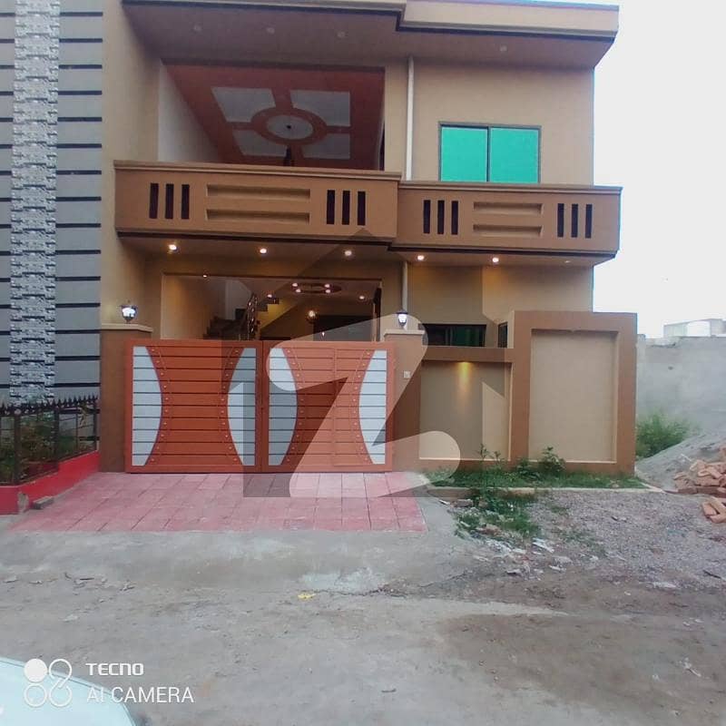 صنوبر سٹی۔ گرین ولاز صنوبر سٹی,اڈیالہ روڈ,راولپنڈی میں 4 کمروں کا 5 مرلہ مکان 1.35 کروڑ میں برائے فروخت۔