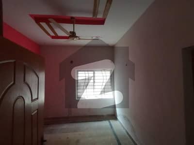 3 Marla House In Wakeel Colony Is Available For Rent