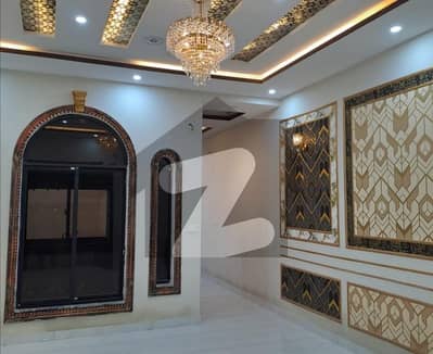 Tripple Storey 5 Marla House For sale In Ittehad Colony Lahore