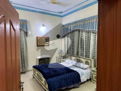 ریونیو سوسائٹی - بلاک بی ریوینیو سوسائٹی,لاہور میں 5 کمروں کا 1 کنال مکان 4.5 کروڑ میں برائے فروخت۔