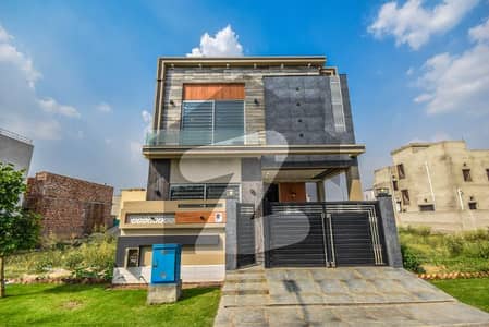 Unfurnished Luxury House DHA Very Hot Location Near To Park And Market