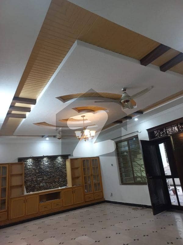 upper poctionhouse for rent in afsha colony near range road rwp