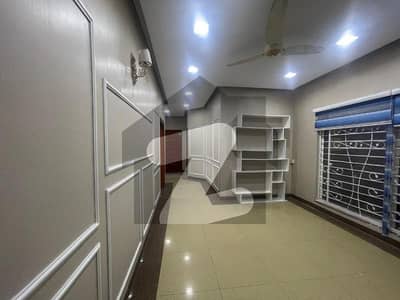 1 KANAL HOUSE AVAILABLE FOR RENT IN BAHRIA TOWN NISHTAR BLOCK