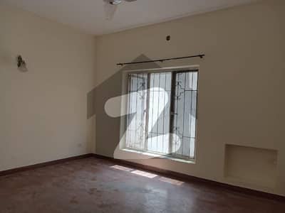 1 Kanal Well Maintained Owner Build House In Dha Phase 3 Prime Location With 4 Master Beds Available For Rent