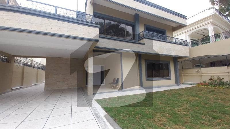 5 Square Yards House For Sale In F-8, Islamabad.