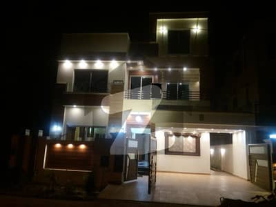 Like New 10 Marla Lower Portion For Rent In Oversease B Block Bahria Town Lahore