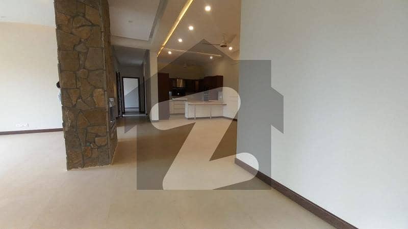 666 Square Yard 3 Bed Upper Portion For Rent In F-7, Islamabad.