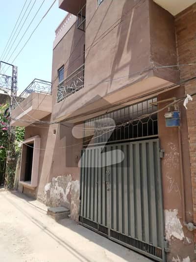 House For Rent Main College Road Near Woman University Madina Town Faisalabad