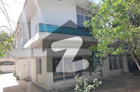 533 Square Yards Old Demolish Able House For Sale In F-6 Islamabad