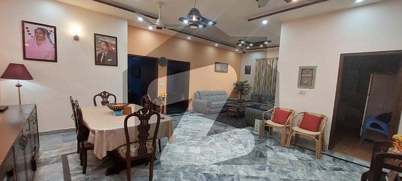 پی آئی اے ہاؤسنگ سکیم لاہور میں 2 کمروں کا 10 مرلہ بالائی پورشن 50.0 ہزار میں کرایہ پر دستیاب ہے۔