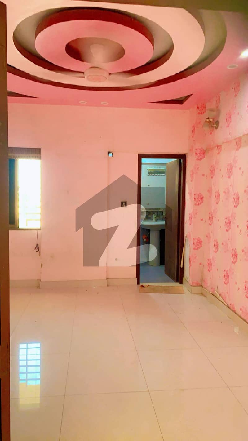 3 bedroom drawing dining apartment for rent in Block H North Nazimabad
