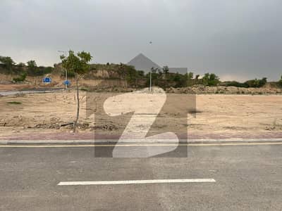 1 Kanal Beautiful Plot In Judicial Colony For Sale